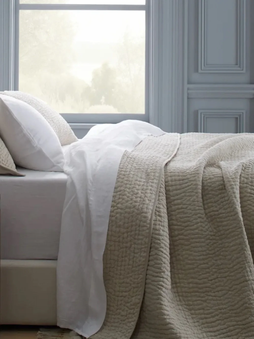 Quince King European Linen Cotton Stitch Quilt Set with Shams in Natural